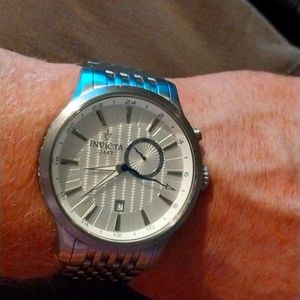 Mens Invicta Model 12228